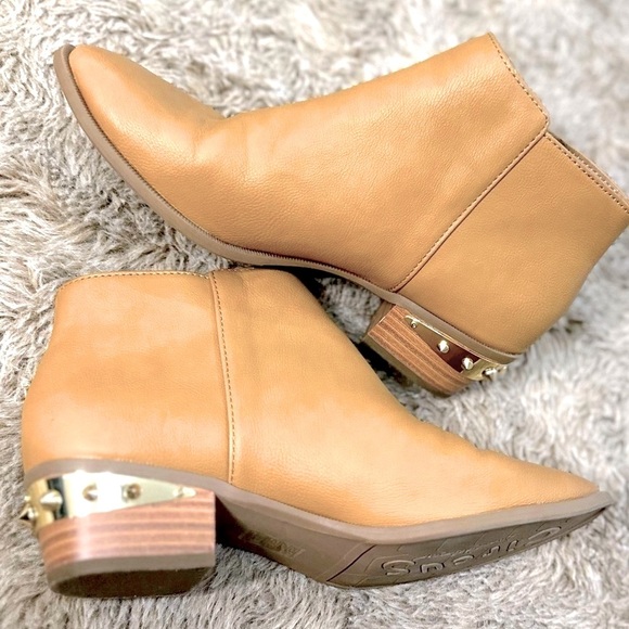 Circus by Sam Edelman Ankle Boots - Picture 4 of 7